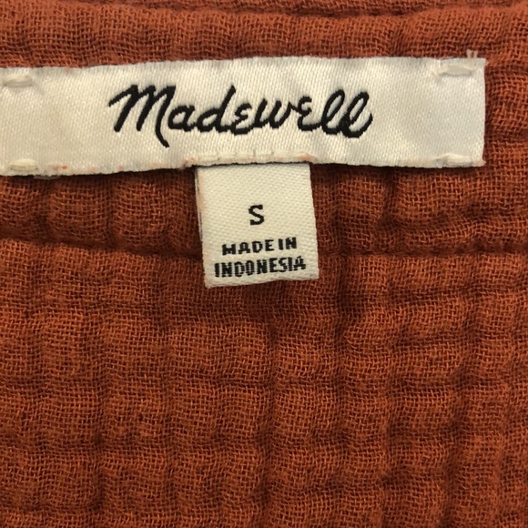 Madewell gauzy jumpsuit button front and on seam hip pockets. - Picture 12 of 14